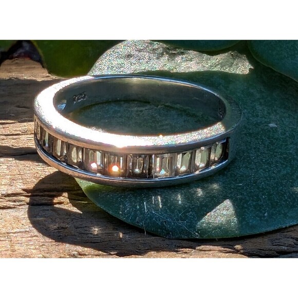 Vintage Sterling Channel Set Baguette Band Ring by Esse Size 7 Silver Ring - Picture 3 of 11